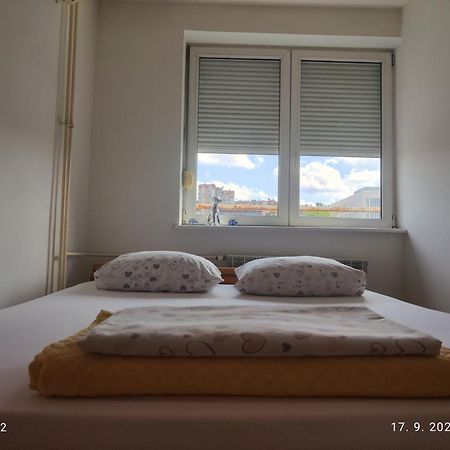 Apartamento Srecko No3 Belgrado Exterior foto
