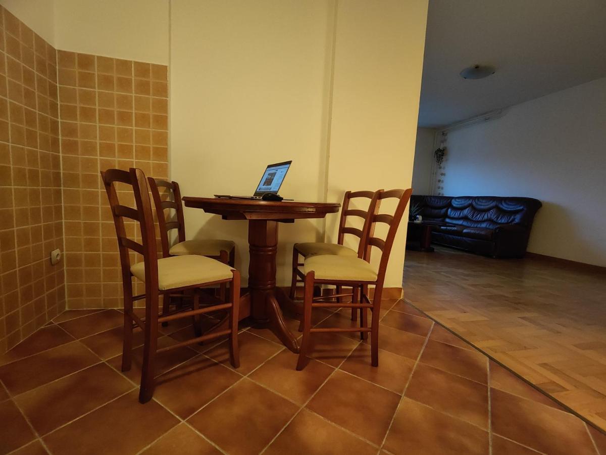 Apartamento Srecko No3 Belgrado Exterior foto