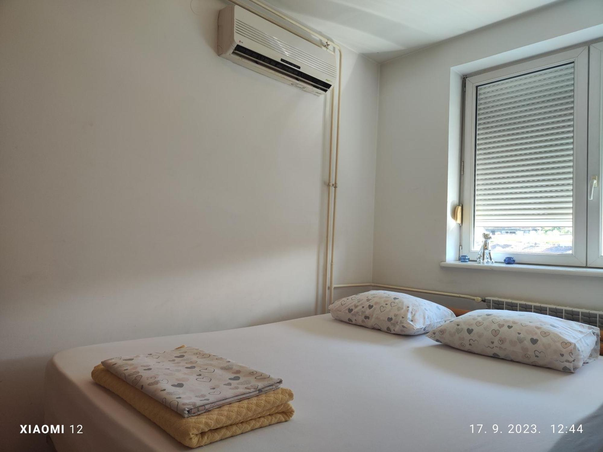 Apartamento Srecko No3 Belgrado Exterior foto